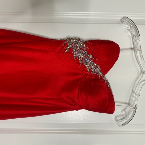 Red Tony Bowls Pageant Prom Gown - Picture 8 of 14